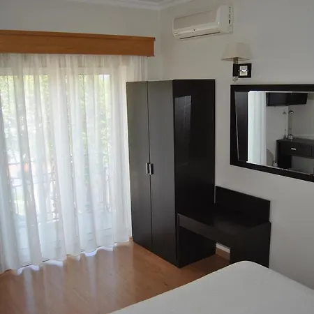 Hotel Jardim 2*